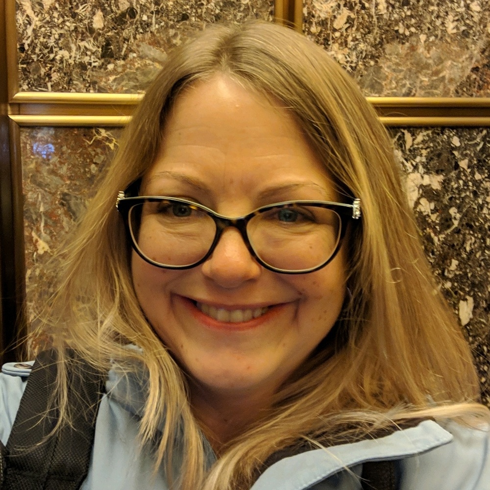 Meet your Posher, Vikki